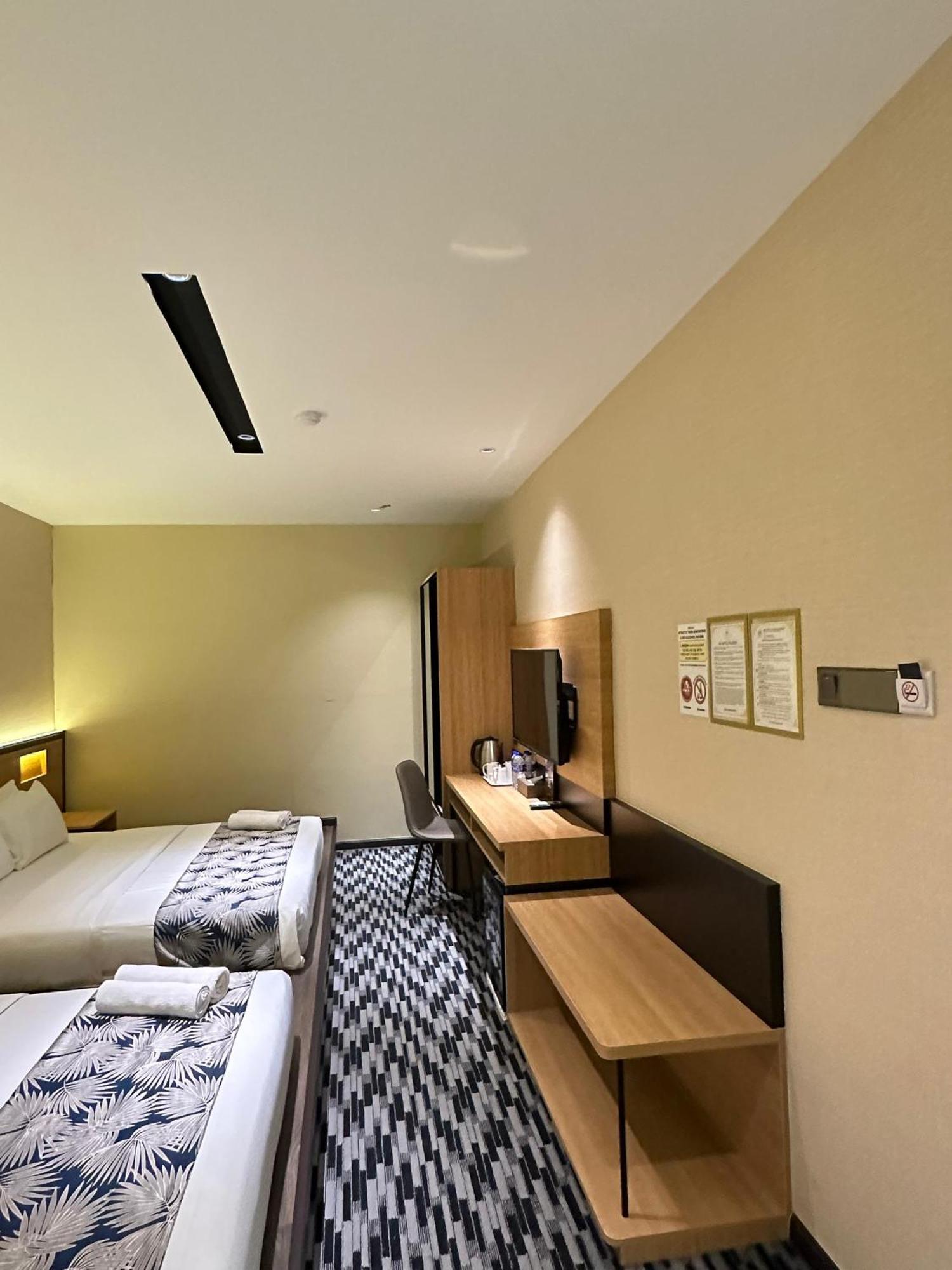 Nb Hotel ジョホールバル エクステリア 写真